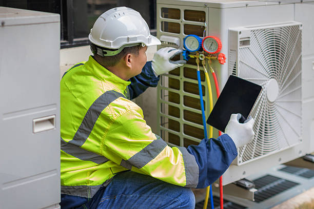 Professional Hvac Maintenance technician working in Canton, OH